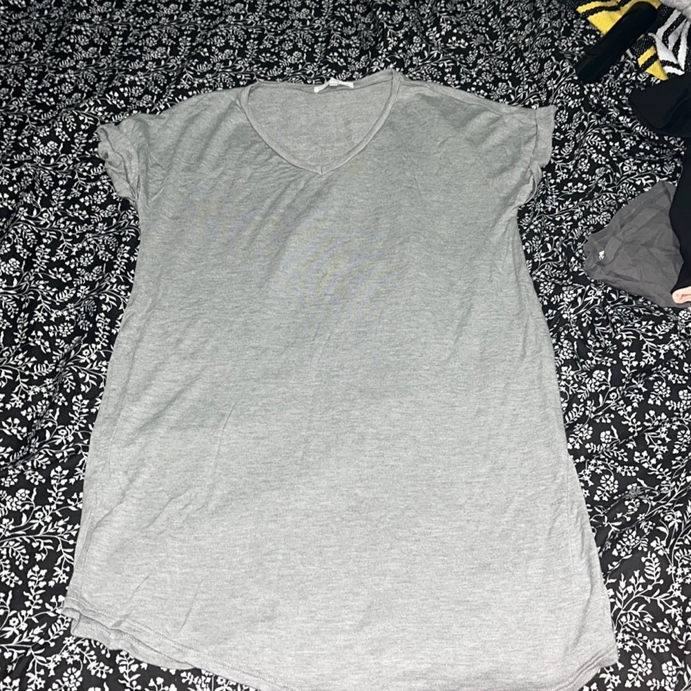 ANTISTAR small grey vneck  tee shirt dress